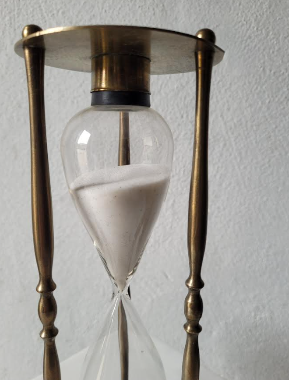 Vintage Hourglass