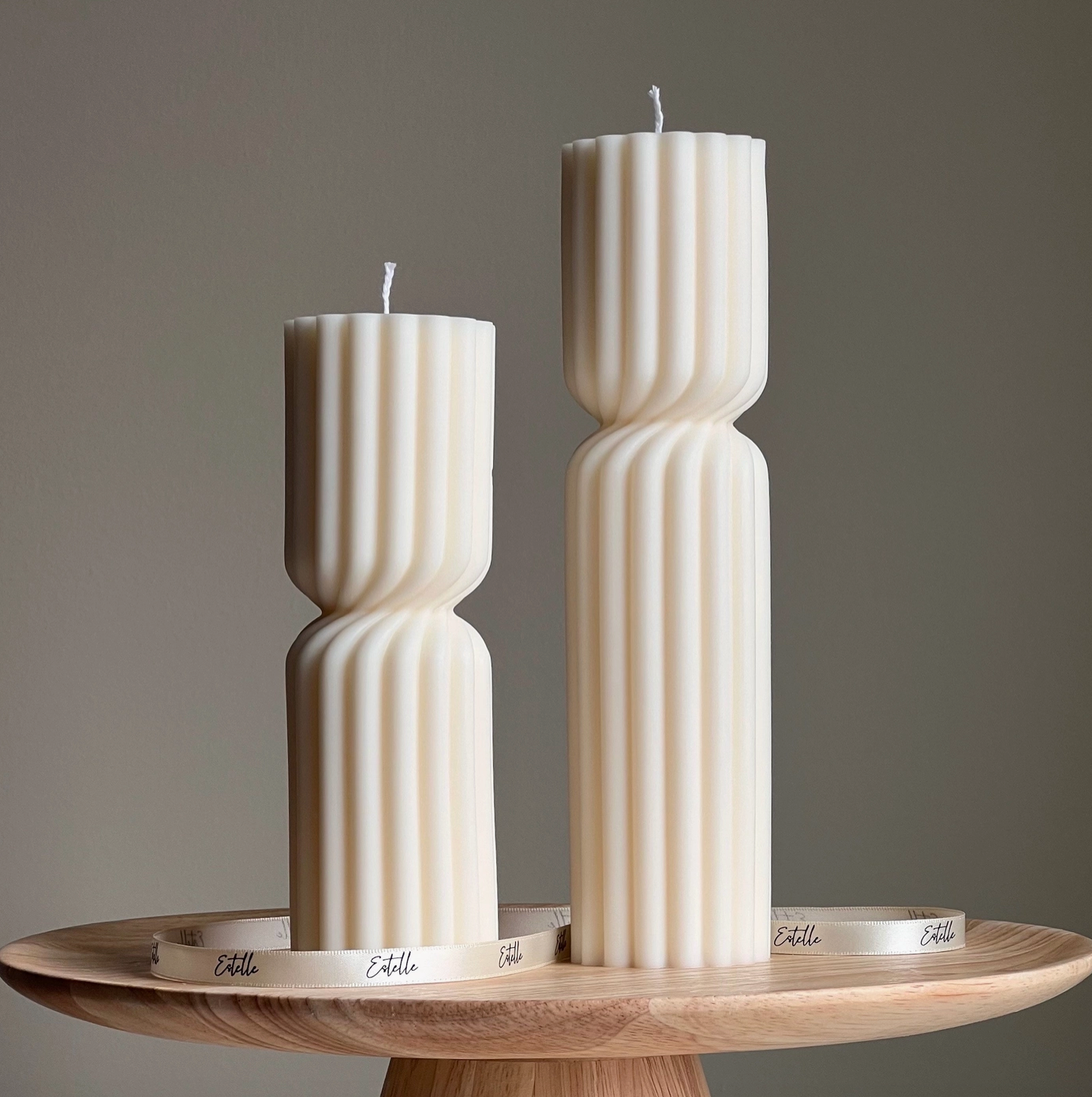 Hourglass Pillar