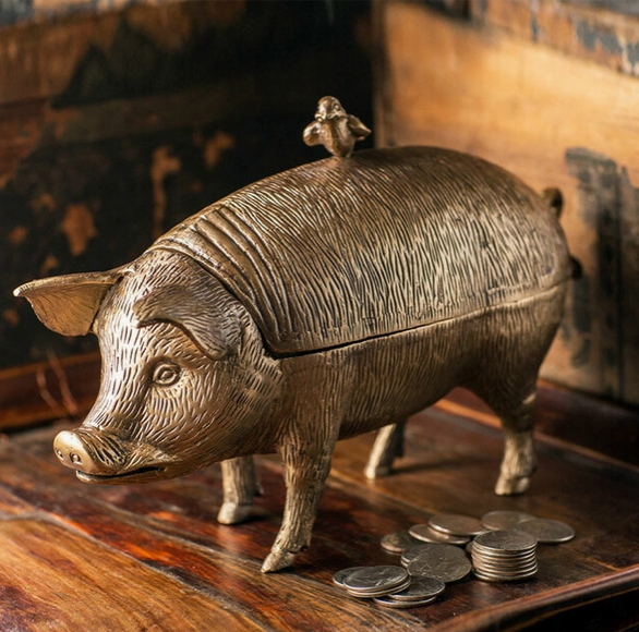 Pig Storage Box