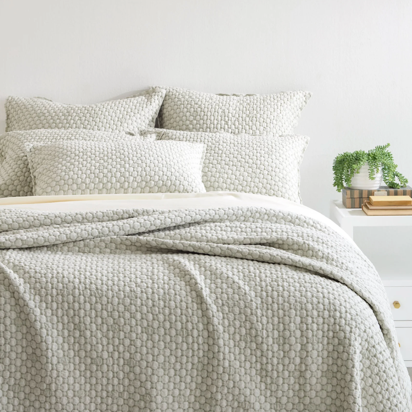 Lodi Coverlet