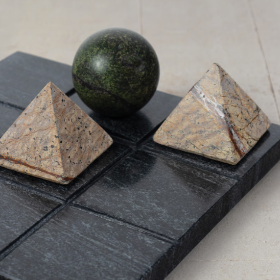 Black Tic Tac Toe