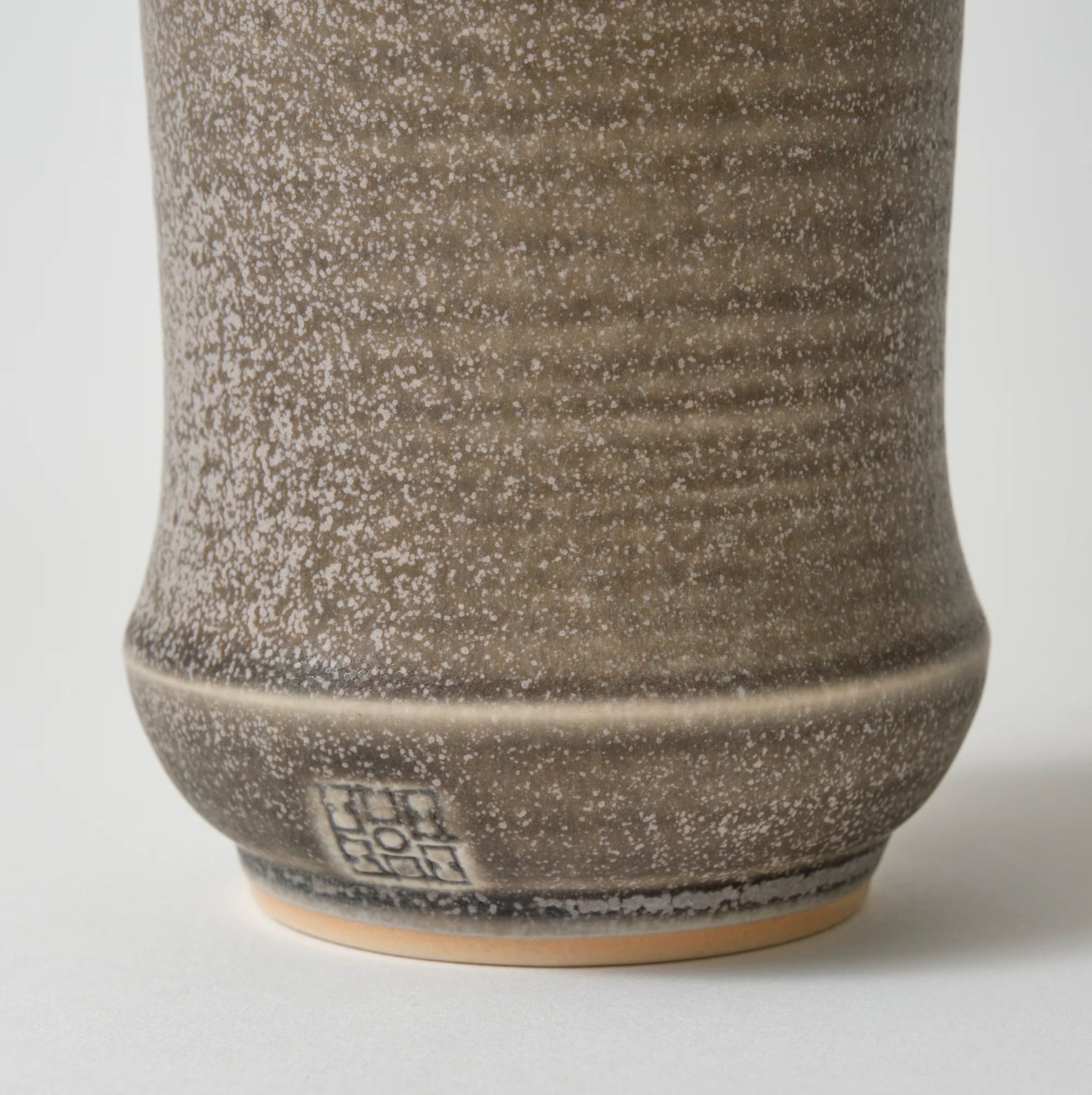 Curved Flower Vase Grey