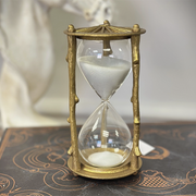 Branch Hourglass