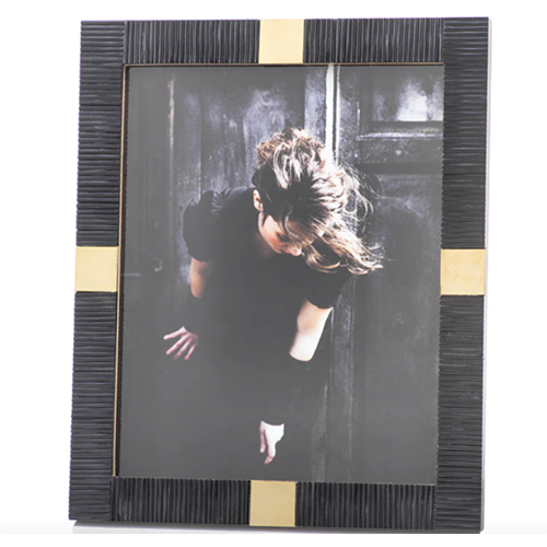 Mara Black 8x10