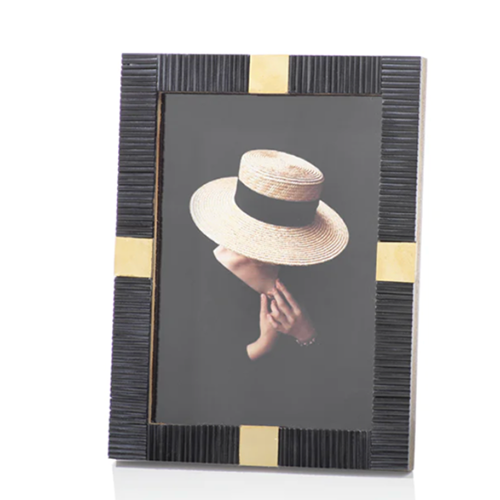 Mara Black 5x7