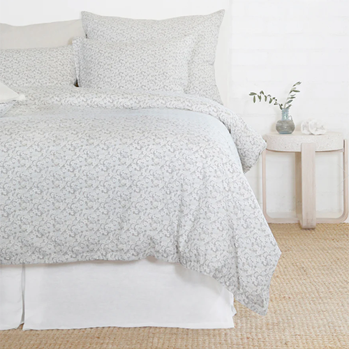 Janine Duvet