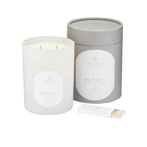 Linnea Petals Hand Poured Candle